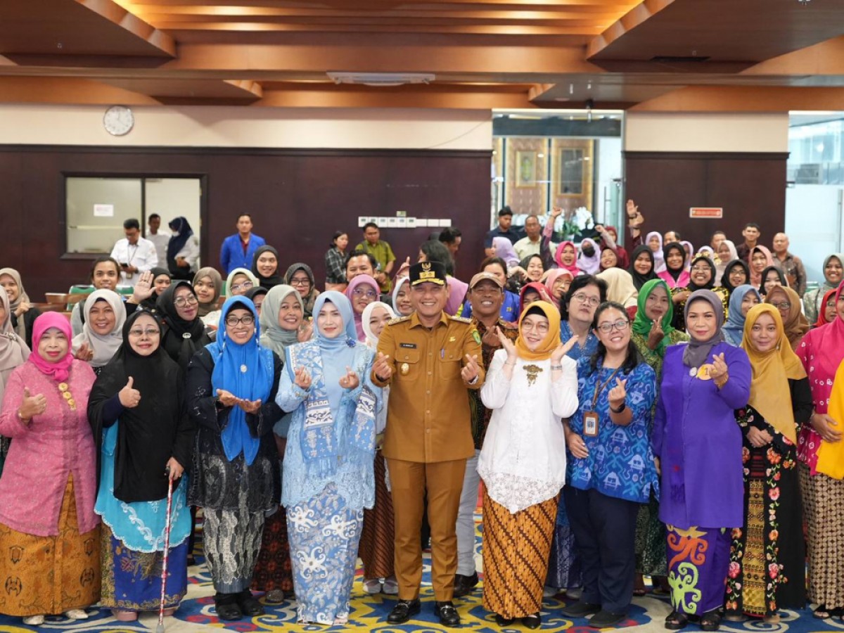 Parade Gender 2025 dan Anugerah Award Gender, Wagub Seno : Momentum Memperkuat Komitmen Implementasi Pengarusutamaan Gender