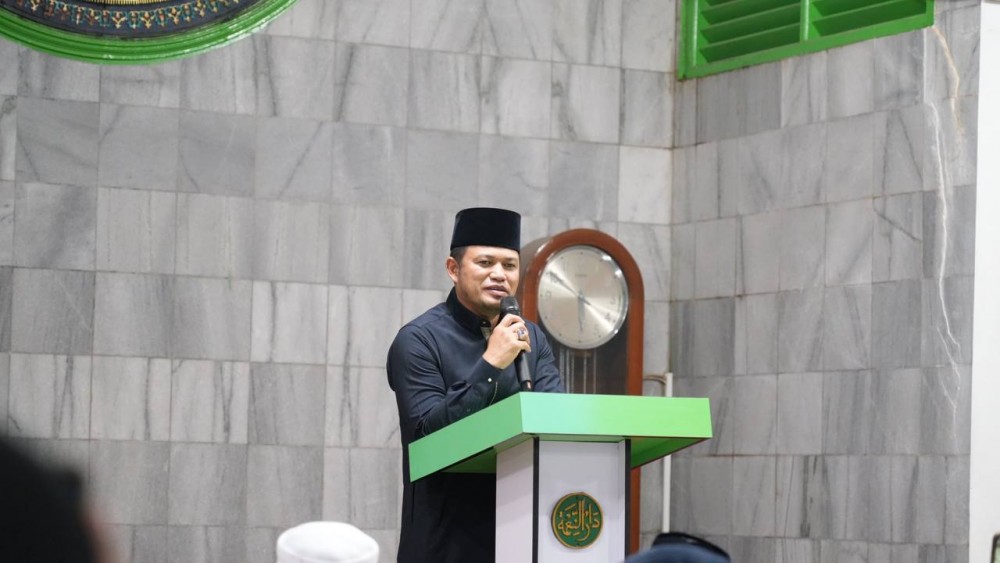 Gerakan Salat Subuh Berjamaah di Masjid Jami Darun Ni’mah, Gubernur Rudy: Jadilah Pejuang Subuh, Melatih Disiplin Menuju Generasi Emas