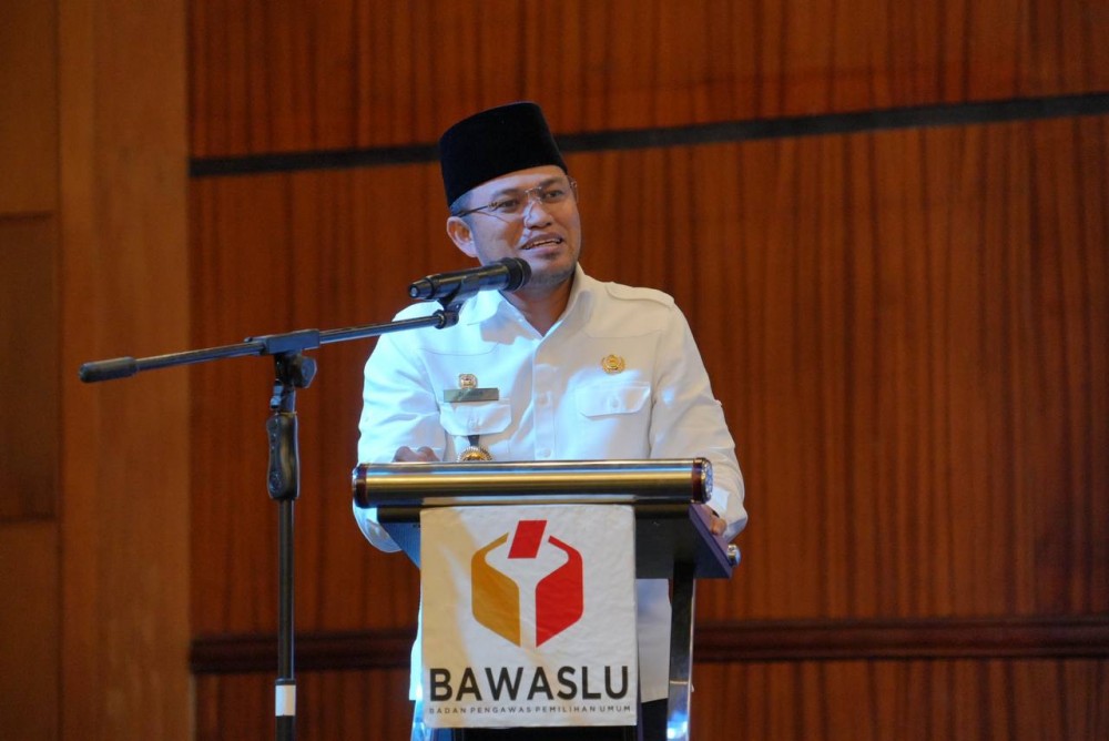 Rakor Stakeholders dan Peluncuran Buku Bawaslu Kaltim. Gubernur Rudy : Bawaslu Harus Berani Bersikap Objektif