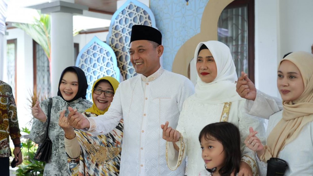 Open House Idulfitri 1446 H, Wagub Seno Bersyukur Masyarakat Antusias Bersilaturahmi