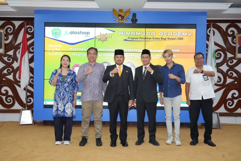 Penyelenggaraan Program Wiramuda Academy 2025, Gubernur Harum : Anak Muda Harus Jadi Pekerja Profesional dan Pengusaha Sukses