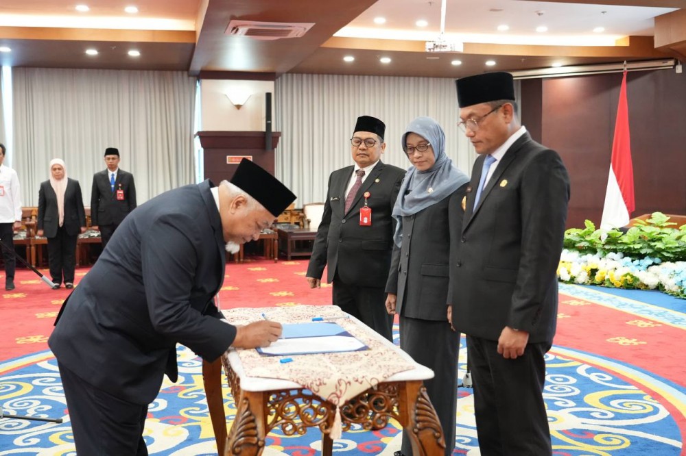 Wagub Seno Lantik Pejabat Fungsional Dokter Ahli Utama
