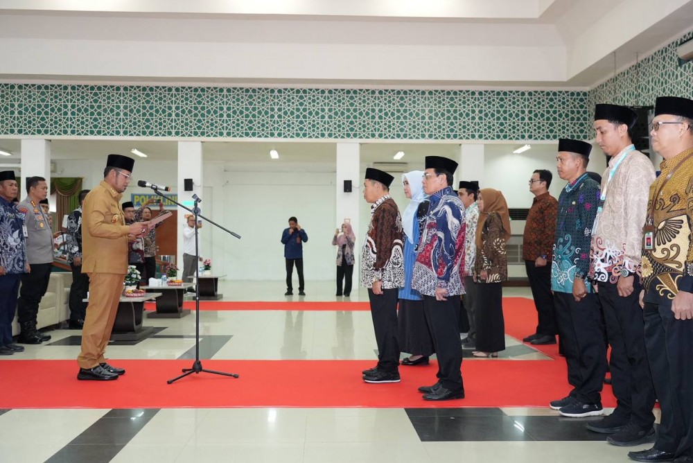 Gubernur Harum Lantik PPIH Embarkasi Balikpapan