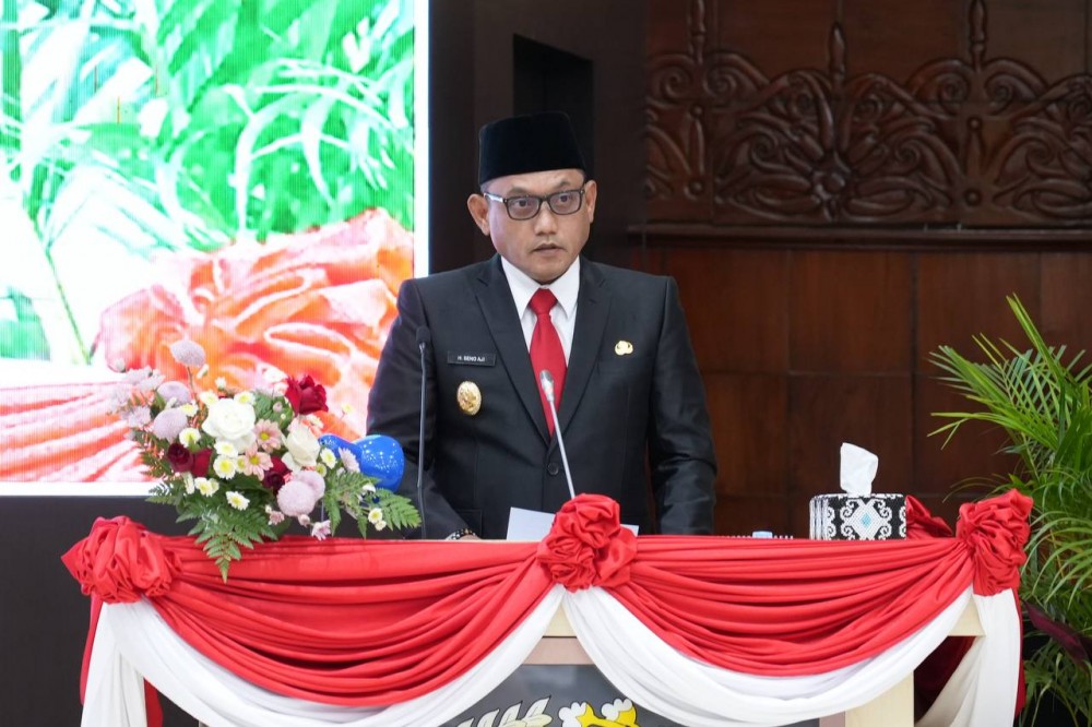 Sampaikan Tanggapan di DPRD, Wagub Seno : Pemprov Kaltim Perjuangkan Nasib Guru 3T