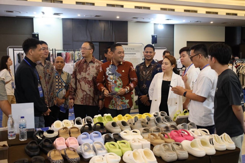 Hadir di 2025 Indonesia-China E-commerce Product Selection Fair, Wagub Seno Berharap Event Serupa di Gelar di Kaltim
